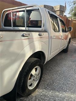 نيسان نافارا